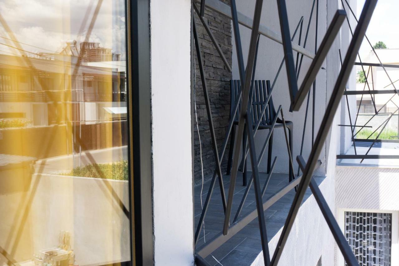 Guesthouse Kado Tbilisi Exterior photo