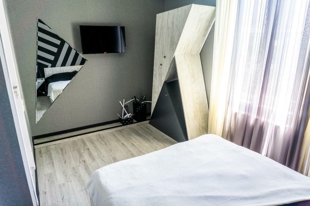 Guesthouse Kado Tbilisi Exterior photo